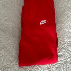 Nike Sweatpants Red